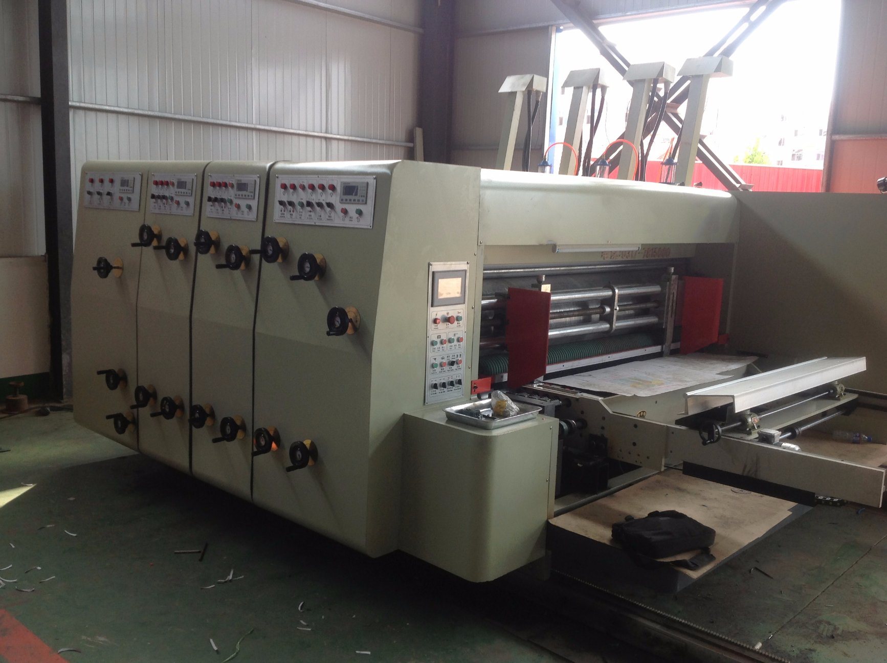 High Speed Corrugated Flexographic Printing and Slotting Die Cutting Machine